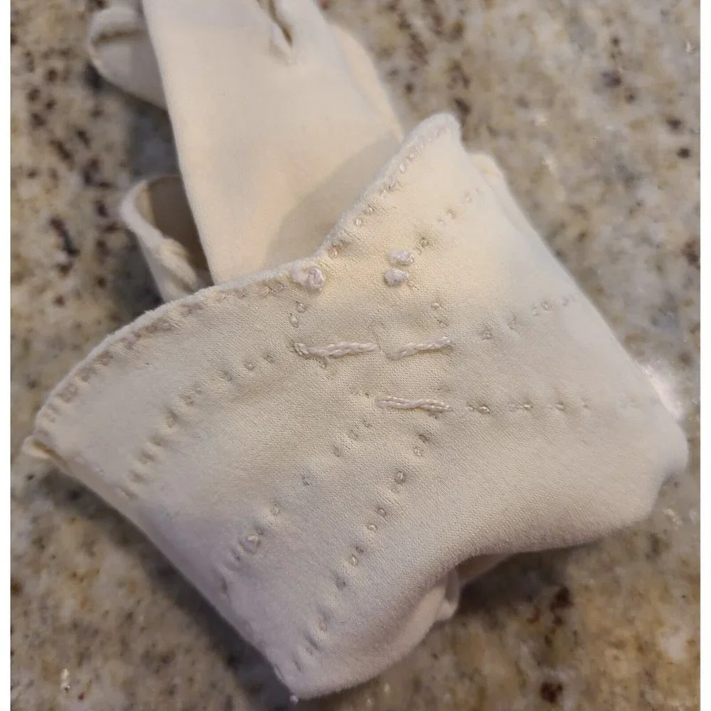 Vintage Size M Yellow Stretch Formal Cotton Gloves 9
